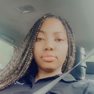 Meet your Posher, Charra